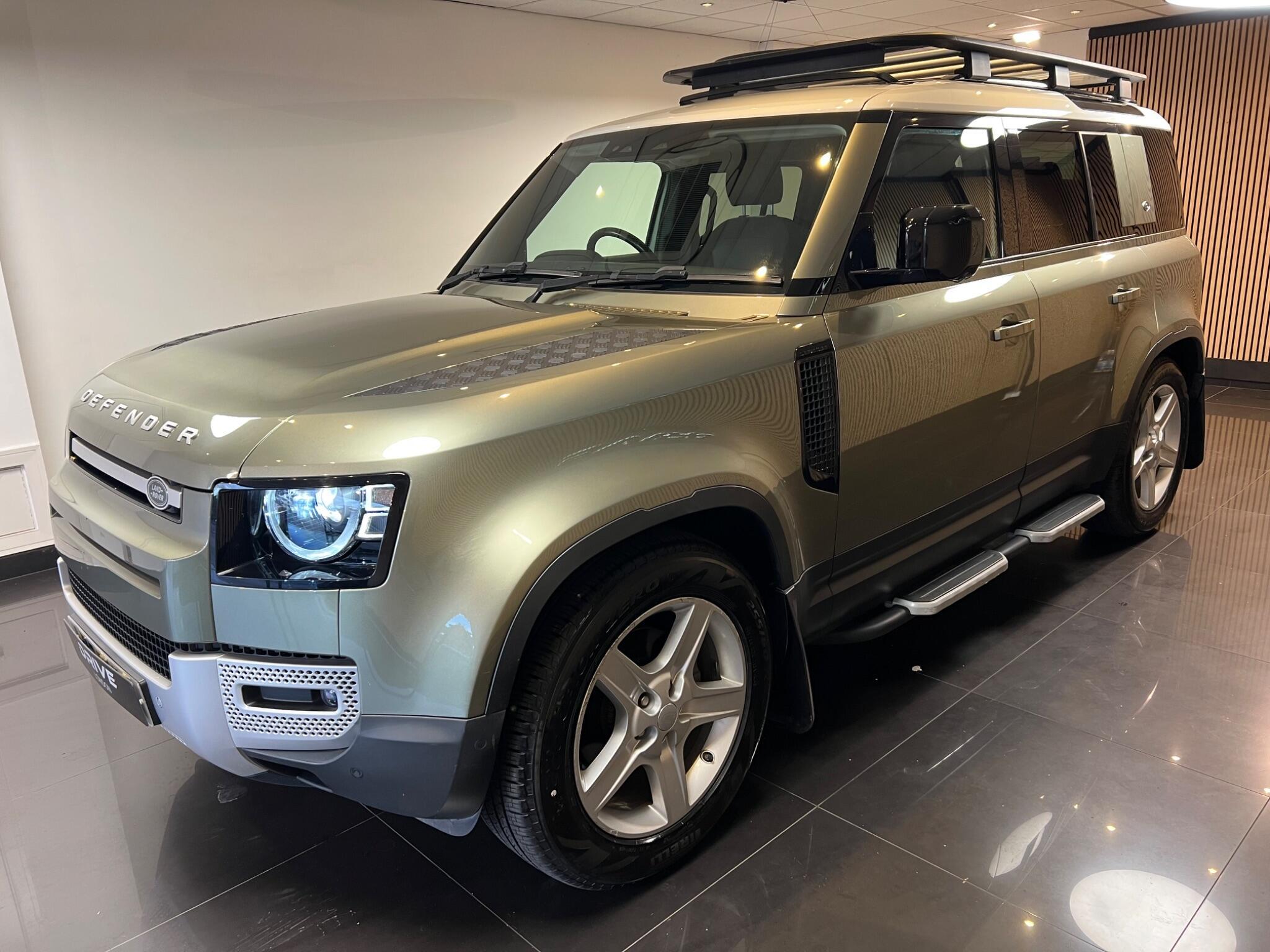 Land Rover Defender 110